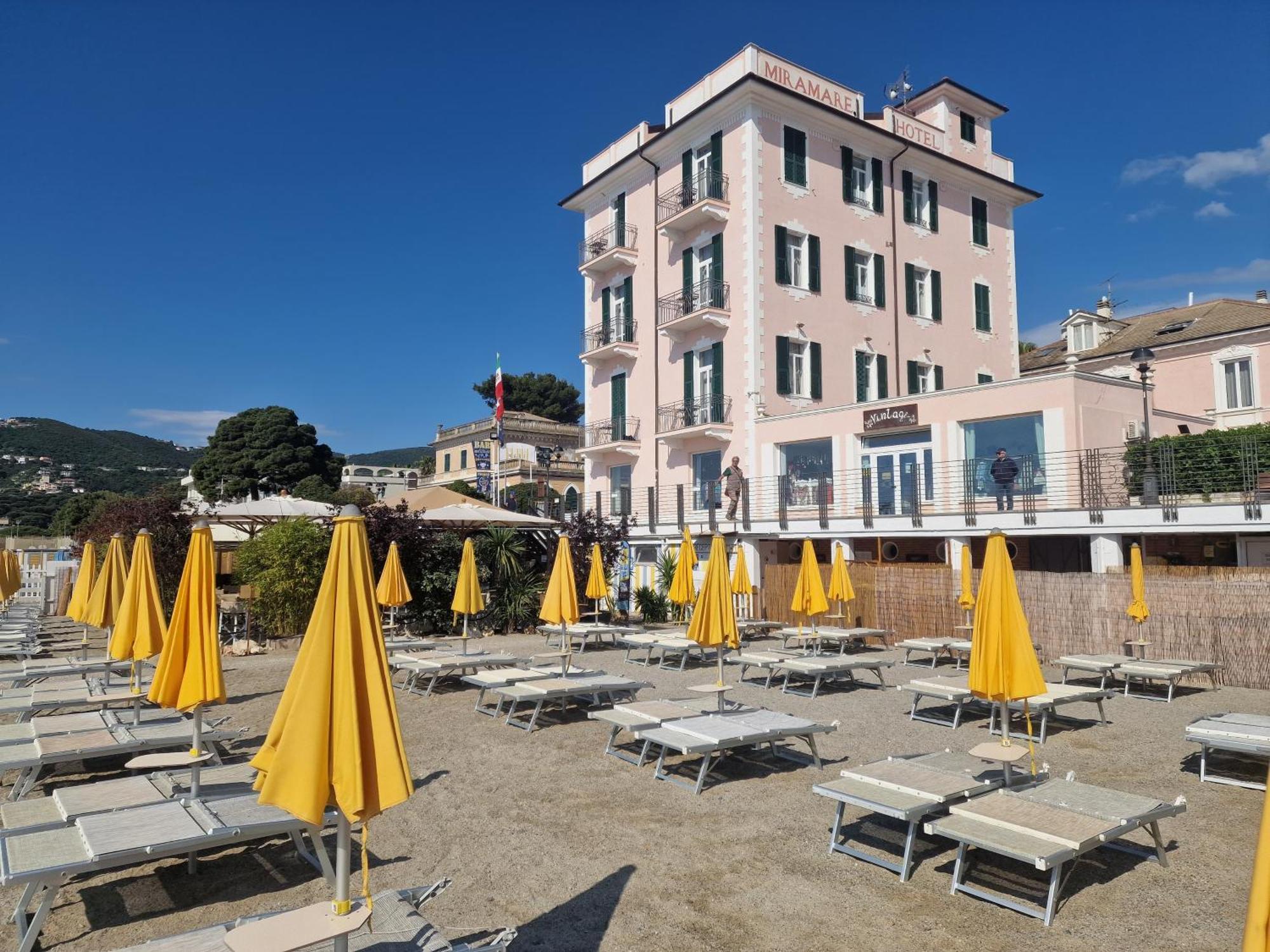 Hotel Miramare Spotorno Exterior foto